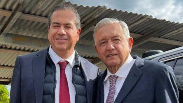 Esposa de Mejía Berdeja carga contra AMLO luego de sus dichos