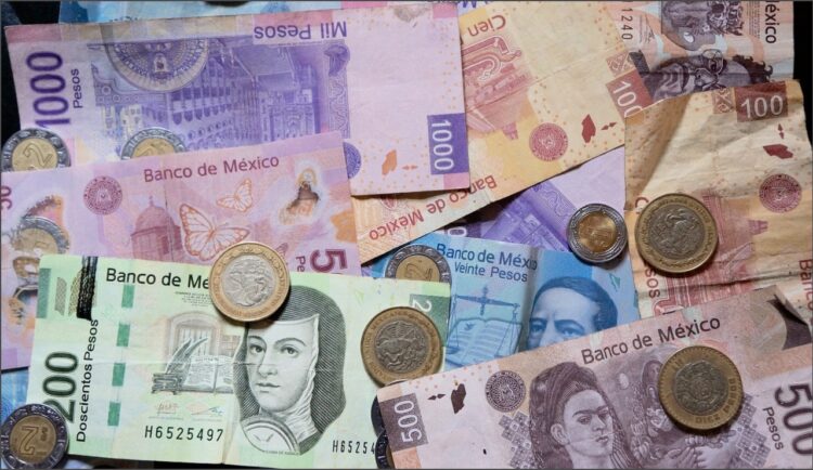 “Está bajando la inflación y el Peso está fortachón”: AMLO
