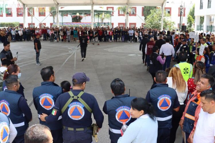 Milpaltenses participan en el Segundo Simulacro Nacional 2023