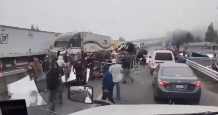 Accidente en la autopista Xalapa-Perote deja dos muertos; se registra rapiña