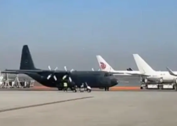 Delegación mexicana llega a Los Ángeles para combatir incendios