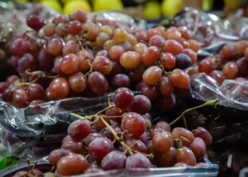 Frutas llevan a la inflación a desacelerar a 4.21% al cierre de diciembre