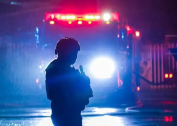 Riña e incendio durante desalojo de campamento migrante en Chihuahua