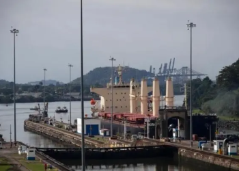 Apoya Sheinbaum a panameños tras anuncio de Trump de recuperar el Canal