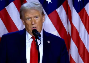 Trump dialogará a distancia con asistentes al Foro de Davos tras asumir el poder