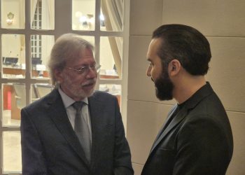 Empresarios de CEAPI se reúnen con el Presidente Bukele para explorar opciones de inversión en El Salvador