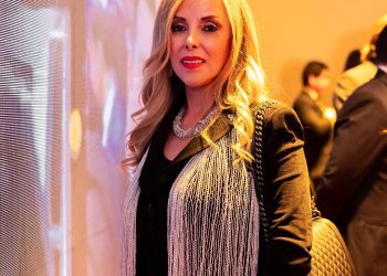 La Maestra Marisela Morales Ibáñez felicita al Ejército Mexicano