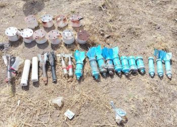 Aseguran 32 explosivos caseros en Escuinapa, Sinaloa; los usan con drones