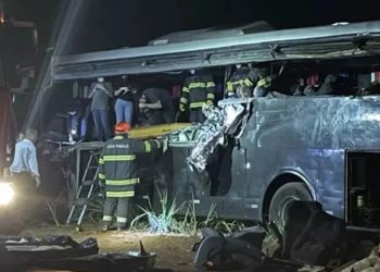 Accidente en carretera en Brasil deja 12 estudiantes muertos y 19 heridos