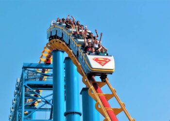 Six Flags México transforma su método de pago: rápido, seguro y sin efectivo