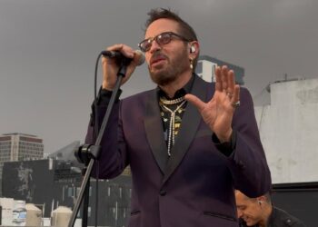 LA LUPITA ROMPE EL SILENCIO EN LA PLAYHAUS DE TOTALPLAY