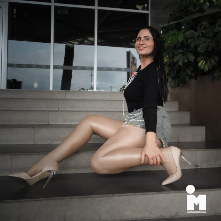 Lisi Music: la voz que hace del desamor una fiesta con flow ranchero