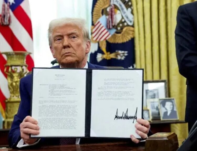 Trump: Los aranceles a México y Canadá “podrían subir” con el tiempo