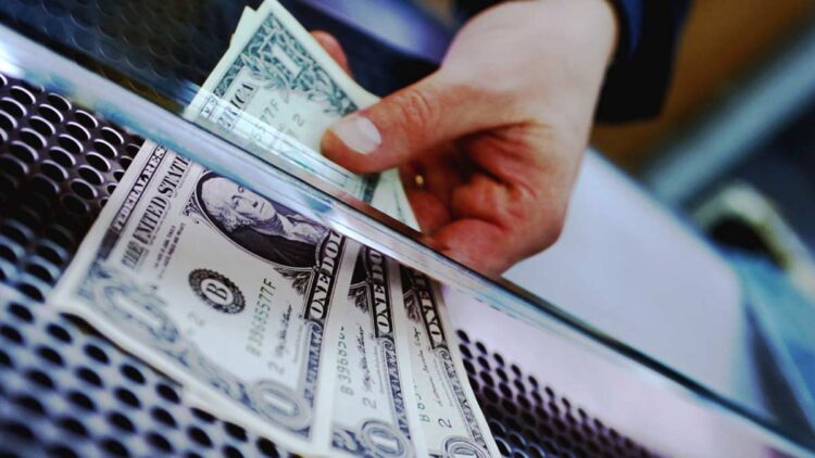 Se vende el Dólar en 20.21 pesos a la venta en la CDMX