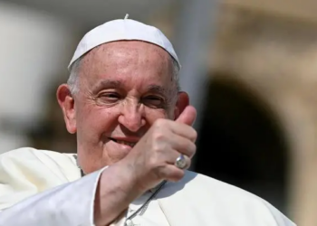 El papa se encuentra ‘estable’ y muestra ‘buena respuesta’, sin sufrir más broncoespamos