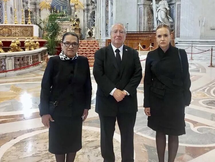 El Papa Francisco fue un líder social: Rosa Icela Rodríguez