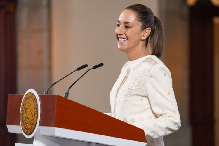 Van recaudados 4 mil mdp en primer trimestre tras aplicación de IVA a apps: Sheinbaum