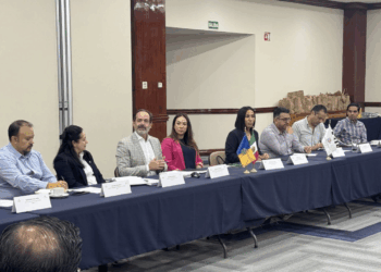 Titular de la STPS visita Grupo Collins y participa en comité de RH del CCIJ