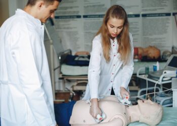 Innovación educativa: SUGETOSA impulsa la formación médica con simuladores avanzados