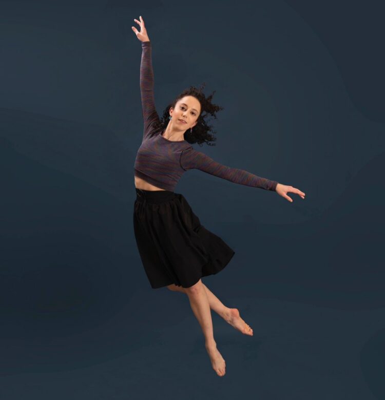 Paula Álvarez, bailarina mexicana que da vida al sueño en el escenario