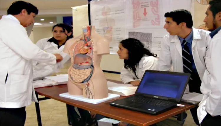 Universidad de la Salud CDMX lanza convocatoria de admisión; esto debes saber