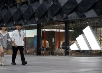 Entra en vigor el nuevo arancel chino del 125 % a todos los bienes de EE. UU.