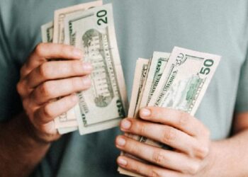 Precio del dólar hoy, 25 de abril de 2025: así amaneció el tipo de cambio