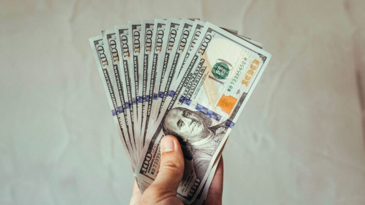 Se vende el Dólar en 20.47 pesos en la CDMX