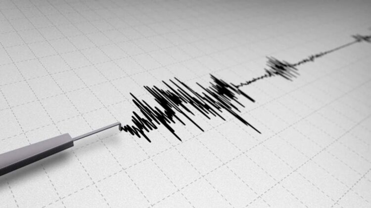 Sismo magnitud 6.2 sacude Estambul, capital turca