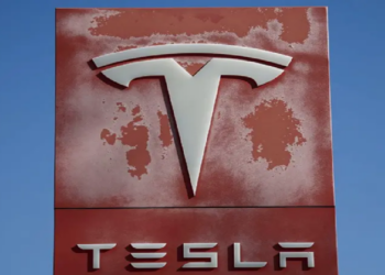 Trump golpea a Musk: Tesla deja de recibir pedidos en China por aranceles