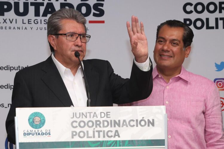 Diputado Sergio Gutiérrez da a conocer misiva que envió al republicano Michael Johnson sobre gravamen adicional a remesas; también la suscribe el diputado Ricardo Monreal