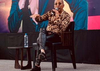 ALBERTO BARROS SE DECLARA LISTO PARA SU SHOW EN EL AUDITORIO NACIONAL