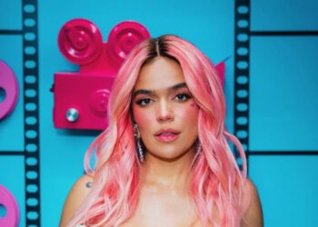 Acusan a Karol G de plagiar a Natalia Lafourcade por su nuevo tema “Milagro”