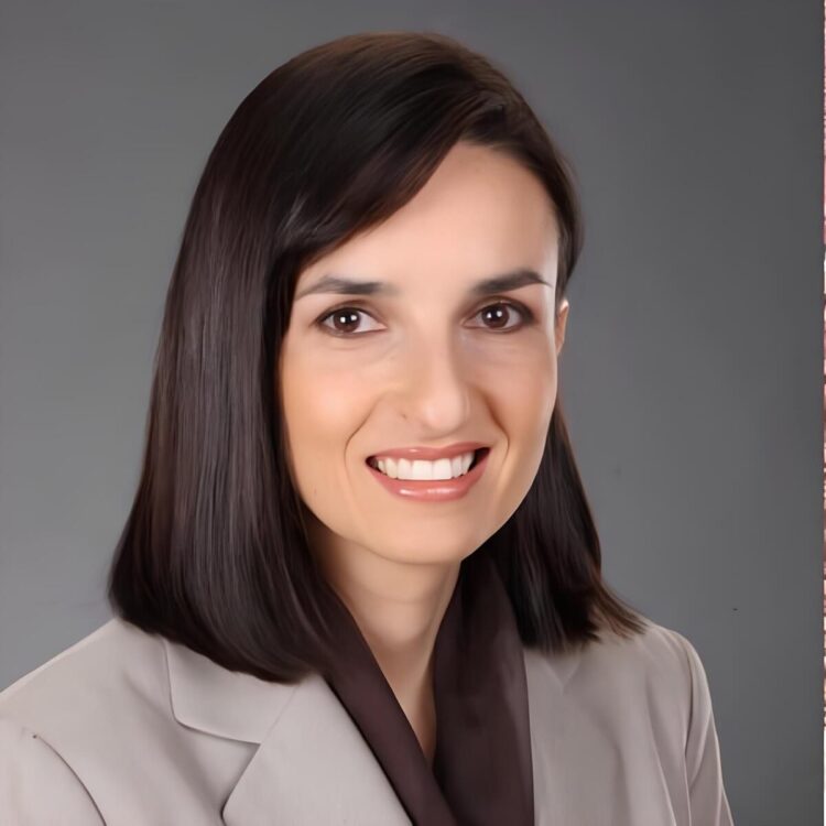 Mercedes de la Maza es reconocida en Mujeres PRO 2025 por promover el empleo juvenil en México