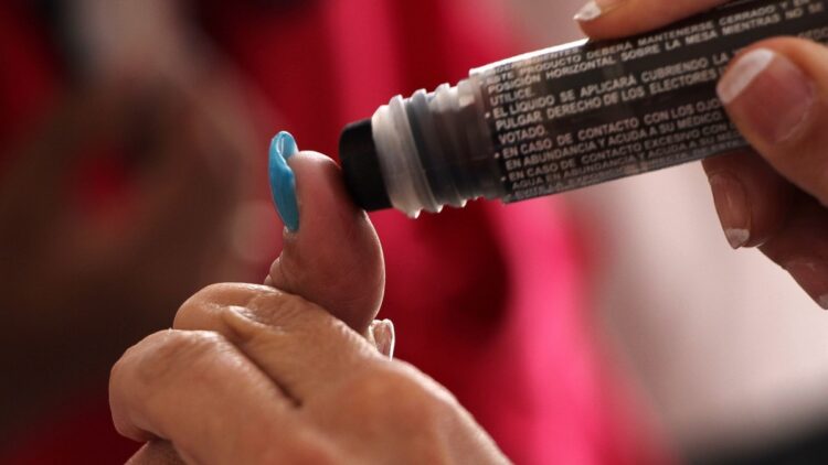 ¿Es ilegal o anticonstitucional no votar en las elecciones del Poder Judicial o en alguna otra?