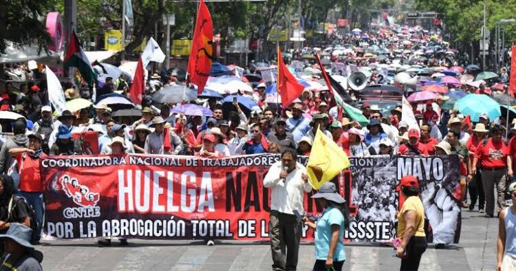 CNTE exige abrogación de la Ley del ISSSTE de 2007 y mantiene presión en negociaciones