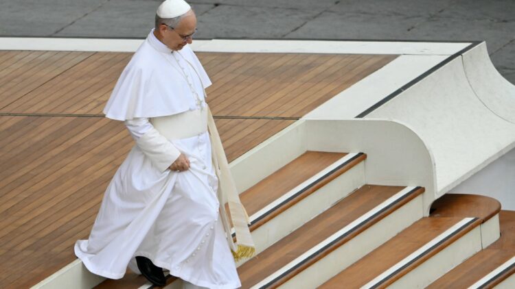 Papa León XIV pide dejar entrar “ayuda humanitaria digna” a Gaza