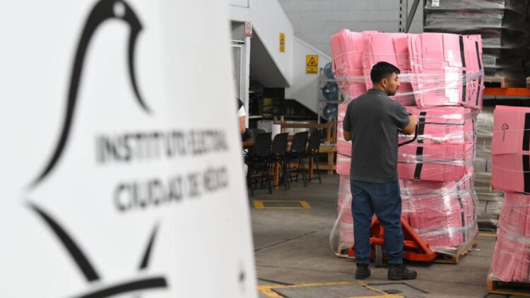 Distribuyen materiales electorales rumbo a Elección del Poder Judicial de la CDMX
