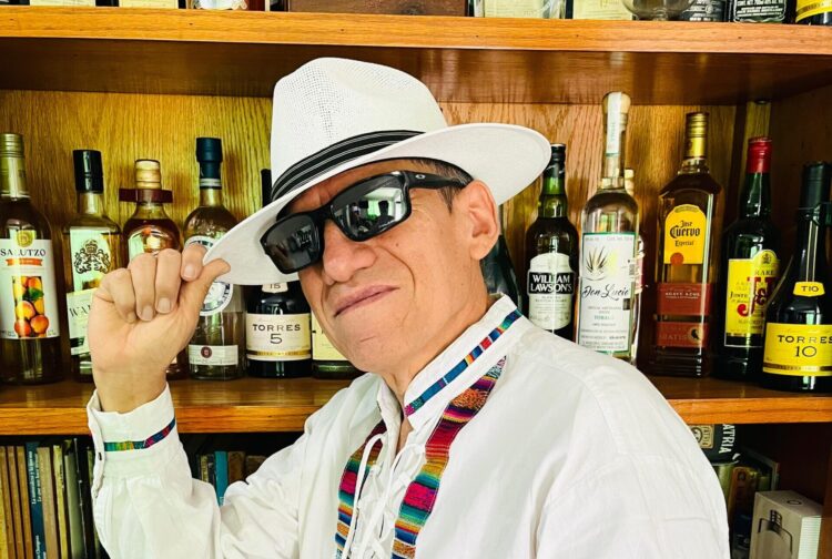 Juan Hernández y la vida que nunca fue inútil: el rock mexicano, el barrio y una autobiografía que arde