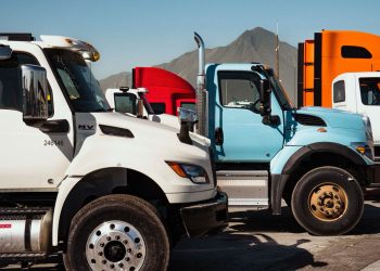 Industria de vehículos pesados advierte rezago crítico; ANPACT urge a renovar la flota y frenar importación de chatarra