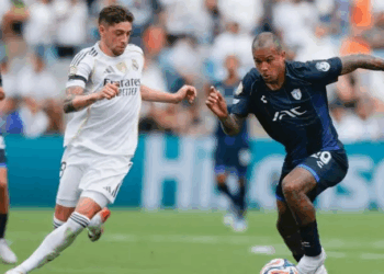 Pachuca tropieza ante un Real Madrid con inferioridad numérica