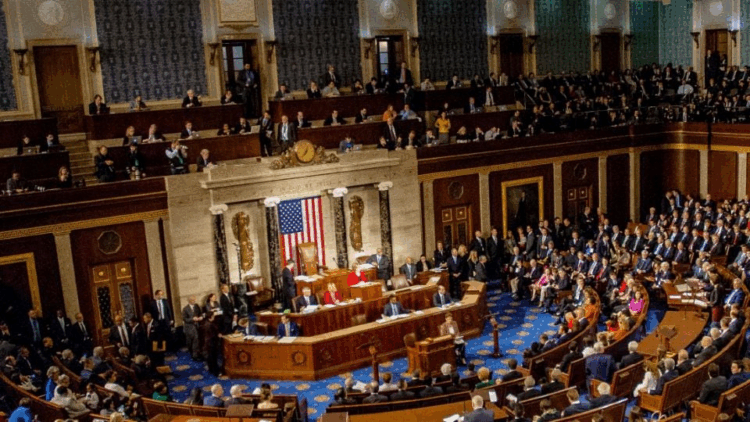 Senado de EU aprueba el ‘gran y hermoso’ plan fiscal de Trump; lo turna a la Cámara Baja