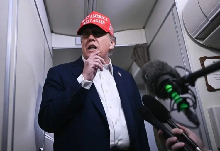 Trump dice que enviará “probablemente 12” cartas sobre aranceles a sus socios “este lunes”