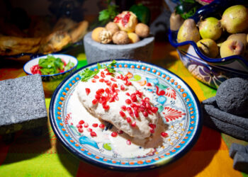 Puebla muestra su riqueza gastronómica al mundo con la temporada de Chile en Nogada