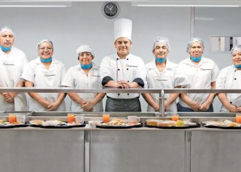Corporativo Kosmos, líder en el sector de alimentos