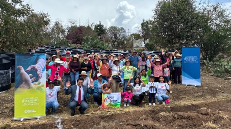 Realizan donación para llevar agua a comunidades rurales de Querétaro