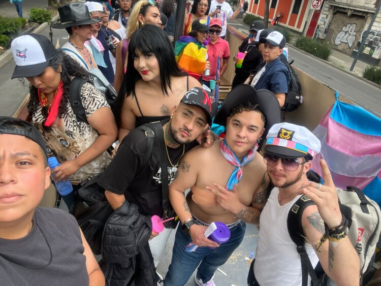 Translúcido: El corazón transmasculino que iluminó el orgullo de ser hombre trans