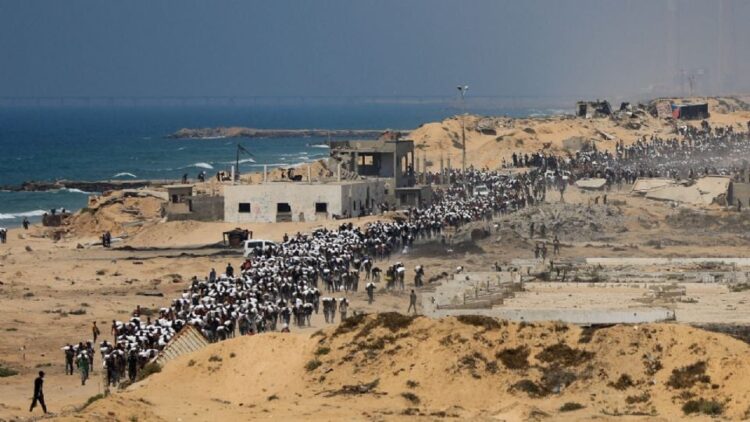 Israel anuncia pausas diarias de 10 horas de sus ataques en Gaza; construirán tubería de agua desde Egipto