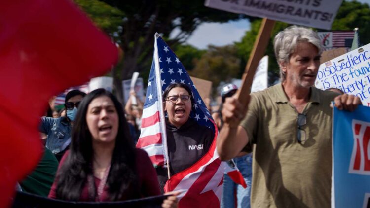 “Good Trouble Lives On”: qué es y por qué miles salen a protestar hoy contra Trump en EE. UU