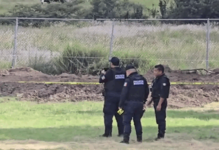 Hallan cráneo y restos humanos en Escuela Secundaria Técnica